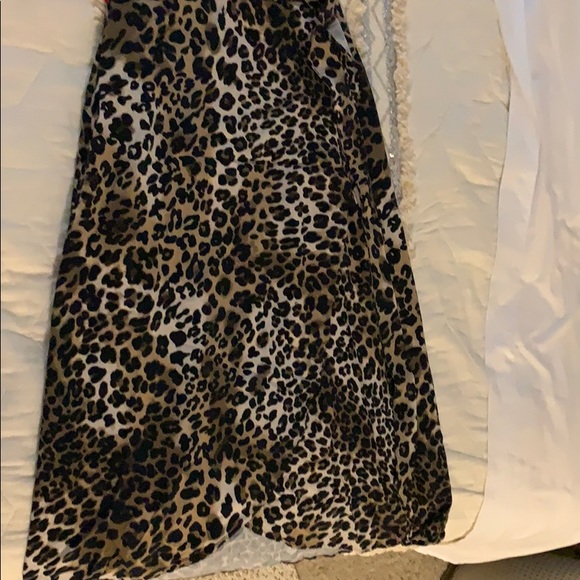 Leopard A&F wrap skirt Size Small - Picture 1 of 3